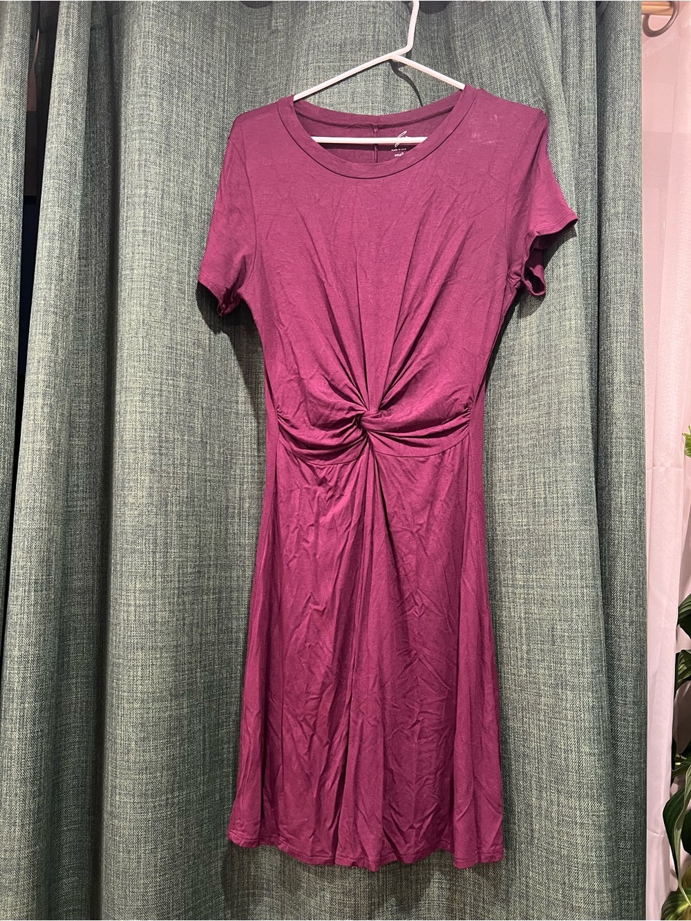 Women's Twist-Front Short Sleeve Dress - Plum
